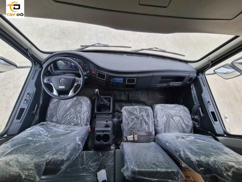 khoang cabin xe tải dongfeng d12 thùng mui bạt