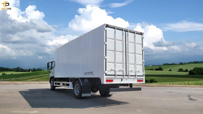 thùng kín đóng hàng xe đồng vàng 800