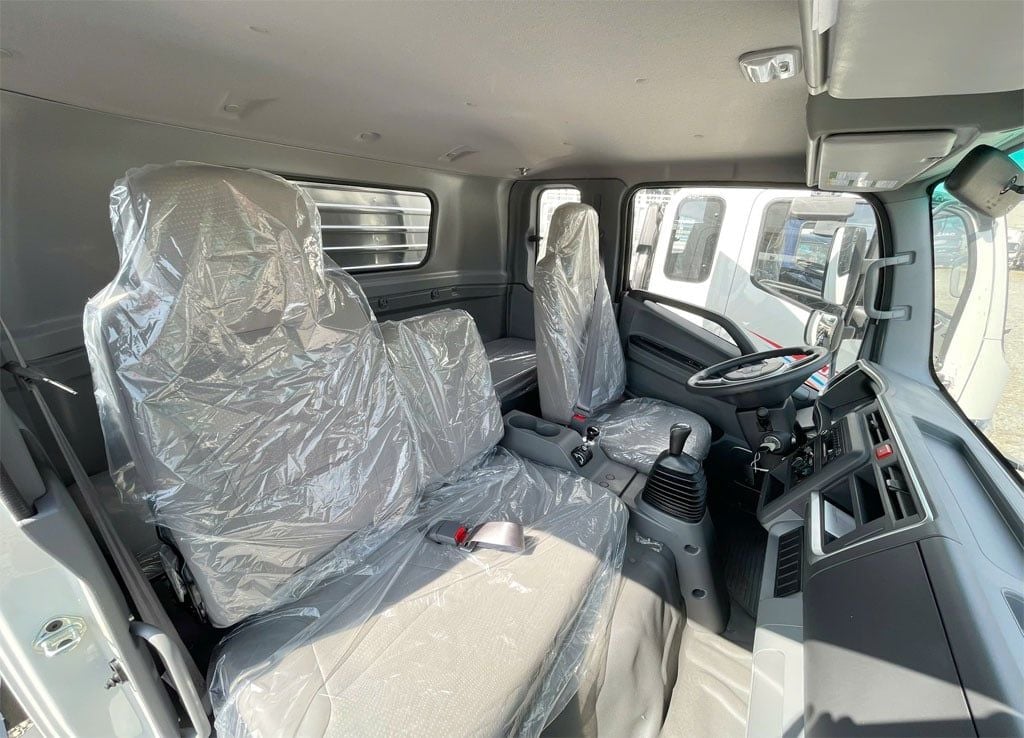 xe-tai-jac-8-tan-n800-plus-thung-mui-bat-04