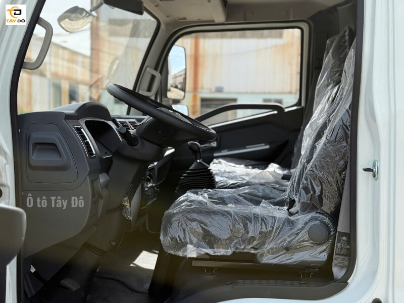 xe-tai-dong-vang-ns350sl-thung-bat (4) khoang cabin đồng vàng ns350sl 3,5 tấn